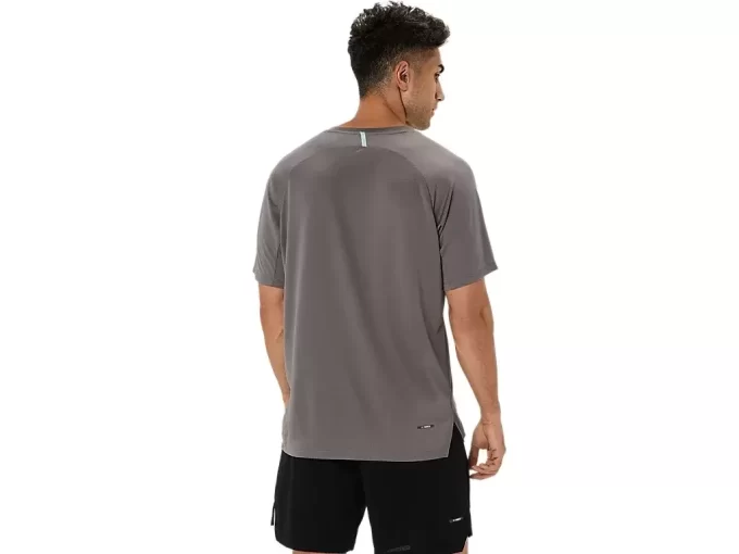 ACTIBREEZE BELÜFTETES MESH-KURZARM-OBERTEIL ACTIBREEZE BELÜFTETES MESH-KURZARM-OBERTEIL