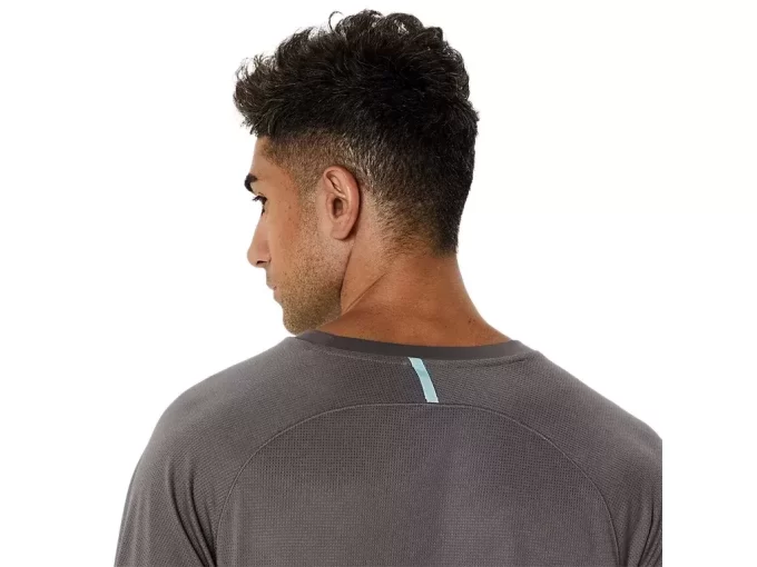 ACTIBREEZE BELÜFTETES MESH-KURZARM-OBERTEIL ACTIBREEZE BELÜFTETES MESH-KURZARM-OBERTEIL