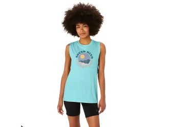 ASICS MUSCLE T-SHIRT MIT SLOGAN „SUN IN THE SKY“ FÜR DAMEN