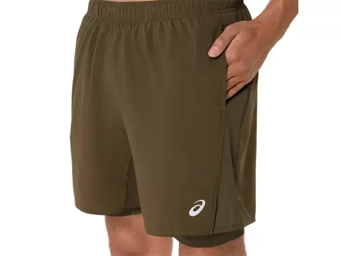 ASICS SILBERNE 2N1 7IN KURZE ASICS SILBERNE 2N1 7IN KURZE