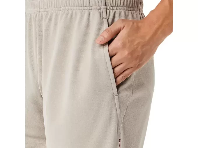 BELÜFTETE MESH-STRICKSHORTS 7 IN BELÜFTETE MESH-STRICKSHORTS 7 IN