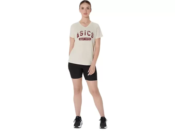 DAMEN-KURZARM-T-SHIRT MIT V-AUSSCHNITT „EST 1977“ DAMEN-KURZARM-T-SHIRT MIT V-AUSSCHNITT „EST 1977“