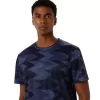 SAISONALES KURZARM-TOP MIT ALLOVER-PRINT
