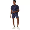 SAISONALES KURZARM-TOP MIT ALLOVER-PRINT
