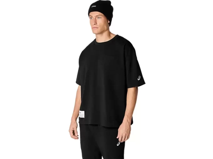 SCHWERES, LOCKERES T-SHIRT MIT TASCHEN SCHWERES, LOCKERES T-SHIRT MIT TASCHEN